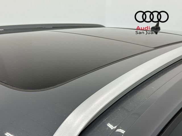 Used 2022 Volkswagen Atlas Cross Sport SE w/ Panoramic Sunroof Package image 11