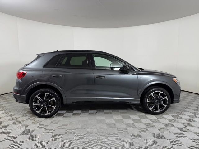 Used 2025 Audi Q3 2.0T Premium Plus w/ Premium Plus Package AWD/4WD image 8