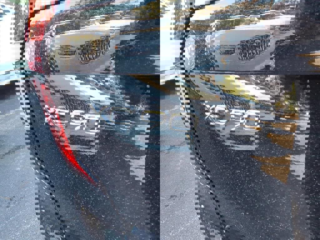 New 2026 Volvo XC90 T8 Ultra w/ Protection Package Premier image 5