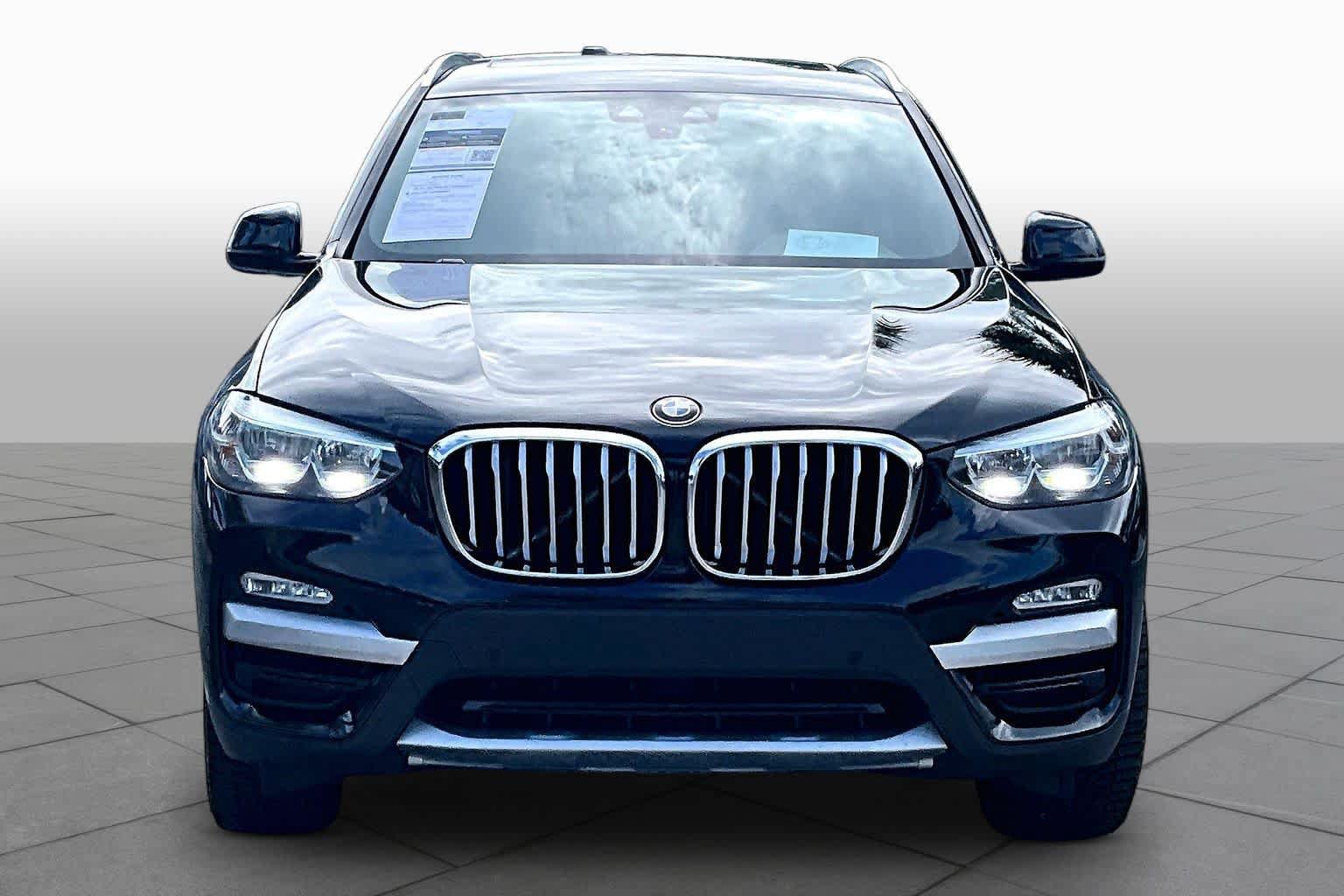 Used 2019 BMW X3 xDrive30i w/ Driving Assistance Package AWD/4WD image 4