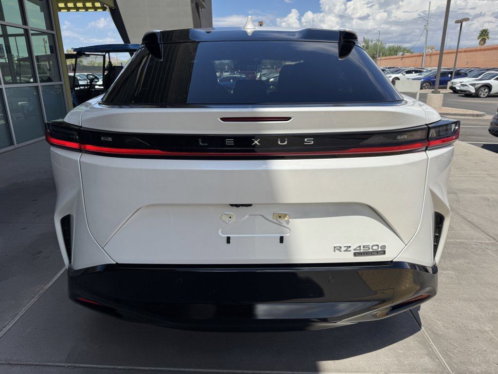 Used 2023 Lexus RZ 450e Premium image 13