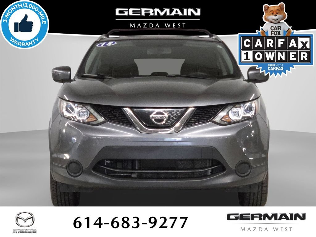 Used 2018 Nissan Rogue Sport SV AWD/4WD image 2