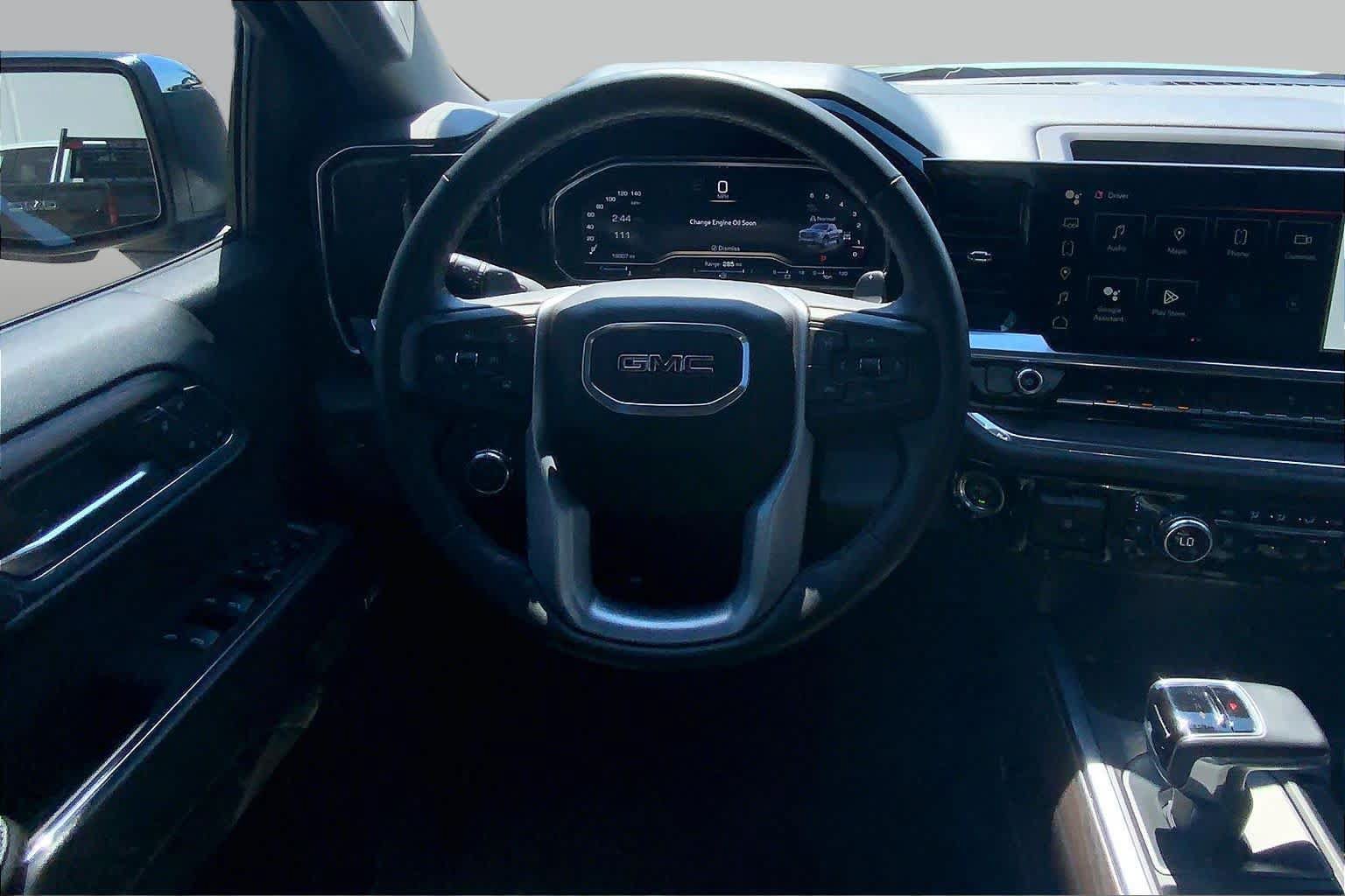 Used 2024 GMC Sierra 1500 SLT AWD/4WD image 6