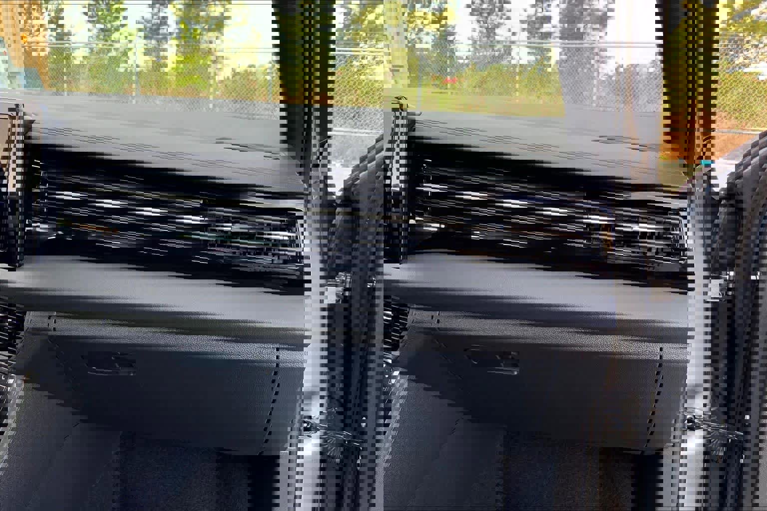 Used 2025 Volkswagen Jetta Sport image 18