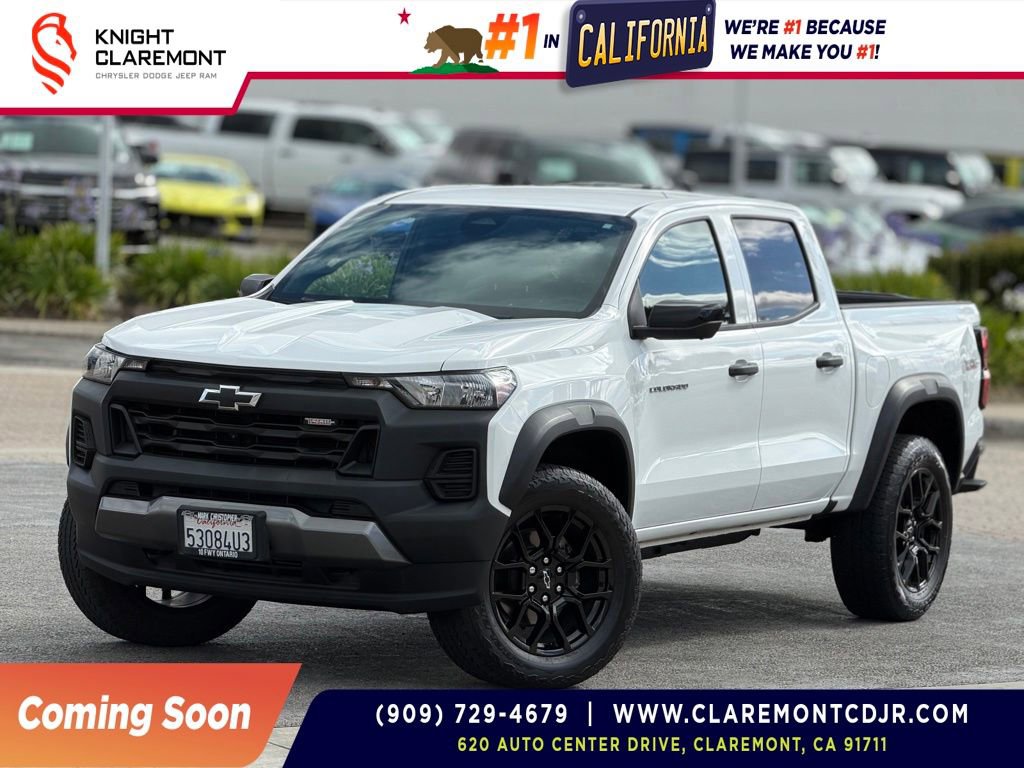 Used 2023 Chevrolet Colorado Trail Boss w/ LPO, Dark Essentials Package AWD/4WD image 1