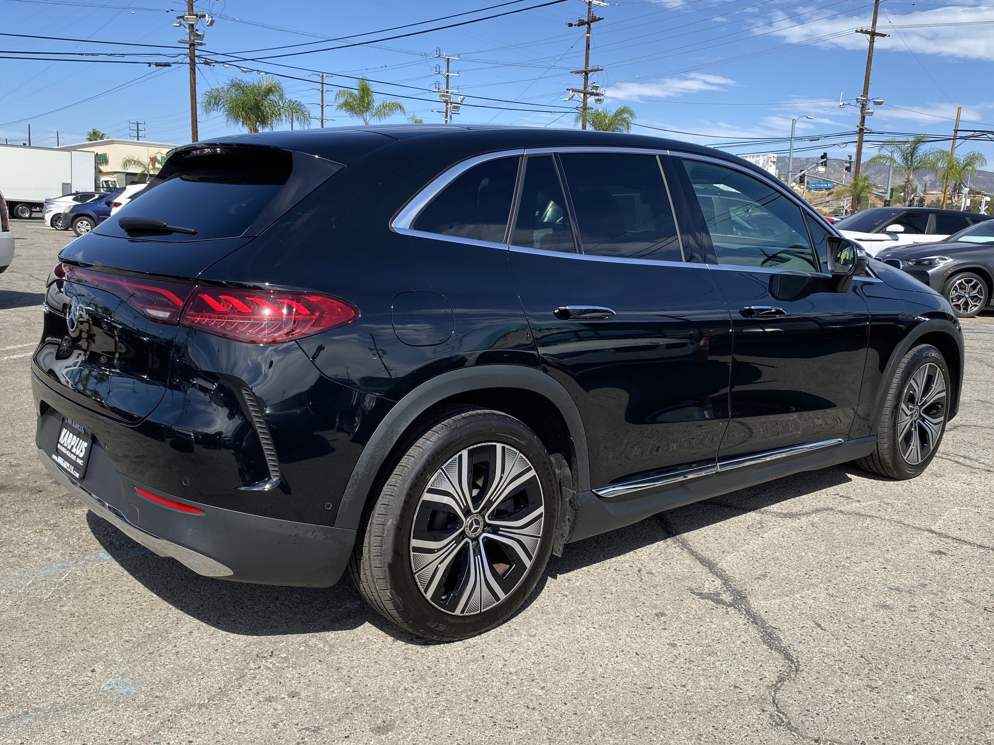 Used 2023 Mercedes-Benz EQE 350+ SUV image 9
