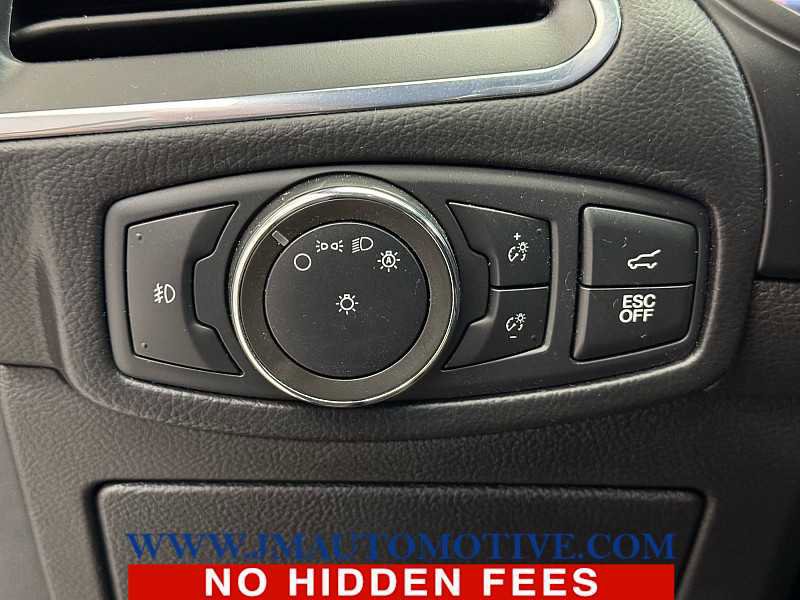 Used 2022 Ford Edge ST image 35