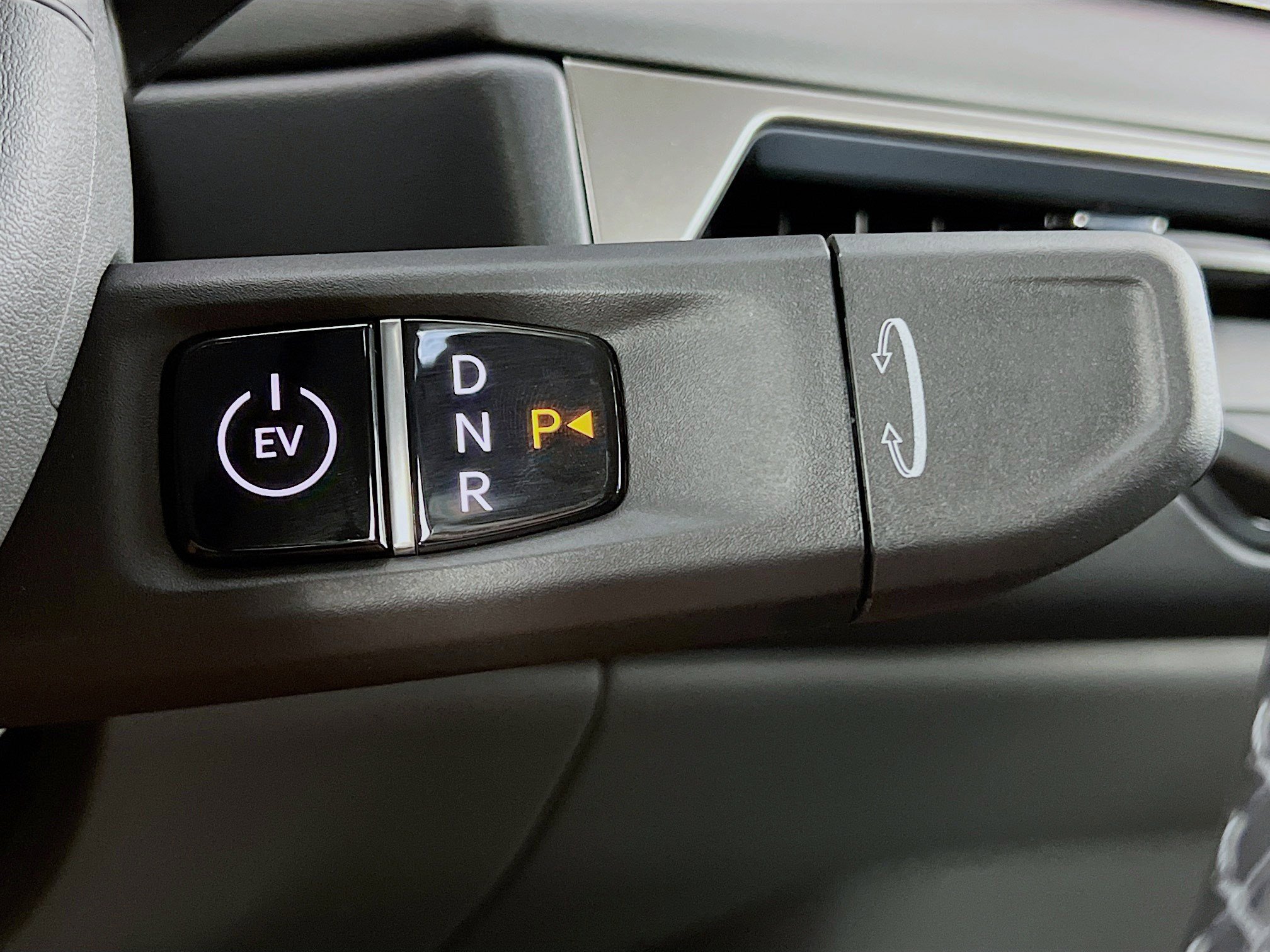 New 2026 Kia EV9 Wind image 12