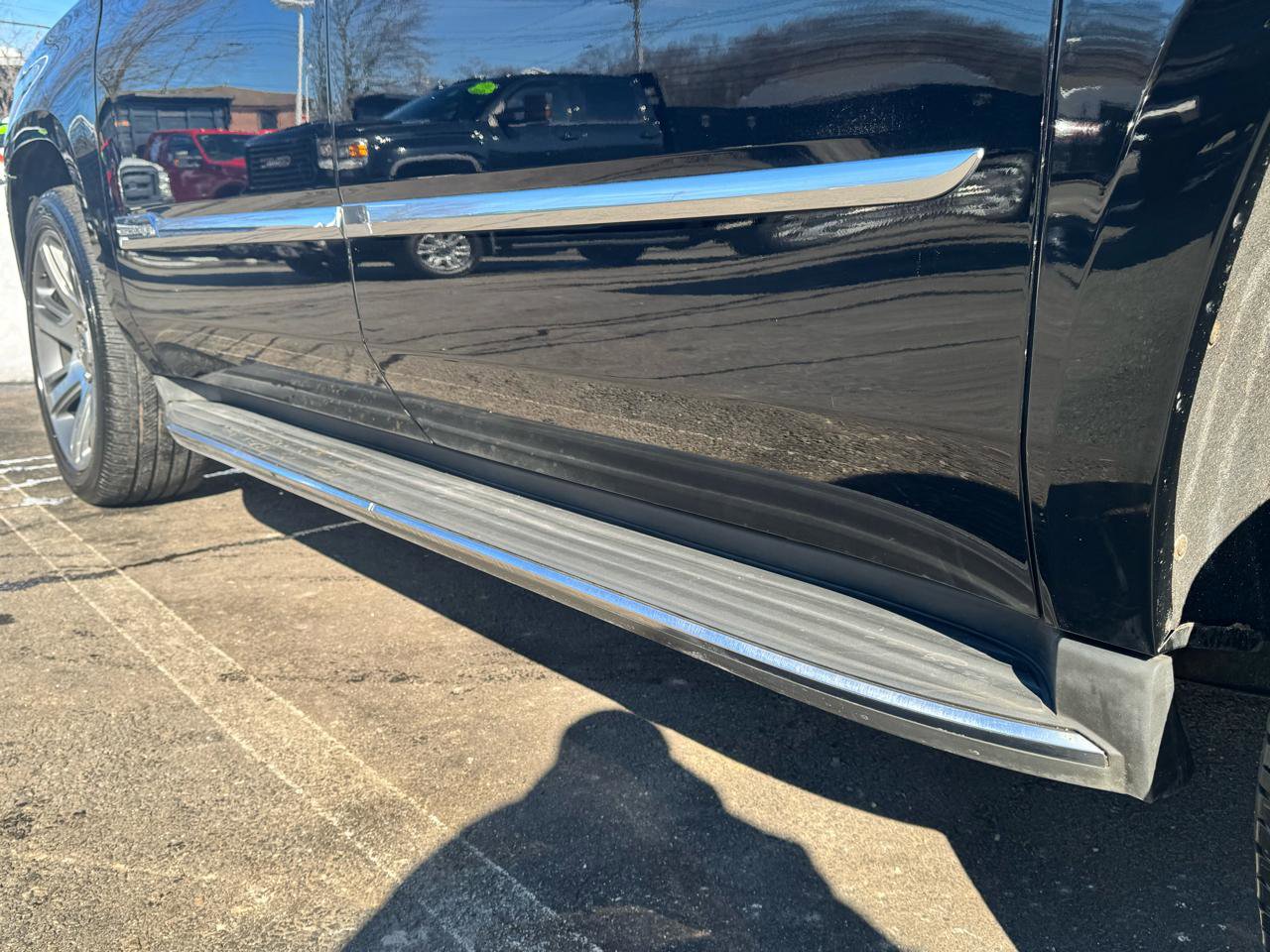 Used 2016 Cadillac Escalade ESV Luxury image 19