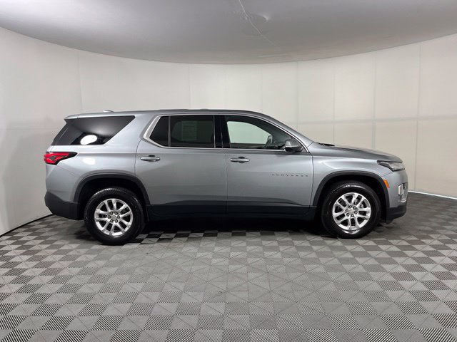 Used 2023 Chevrolet Traverse LS w/ Safety Package AWD/4WD image 8