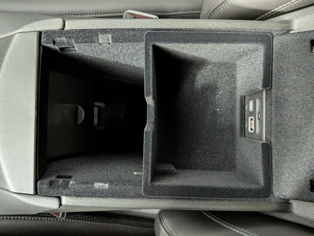 New 2025 Cadillac XT6 Sport w/ LPO, Floor Liner Package image 25