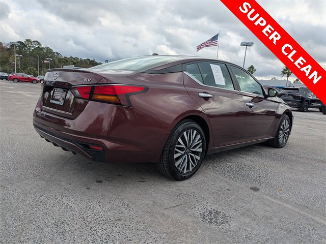 Used 2024 Nissan Altima 2.5 SV image 5