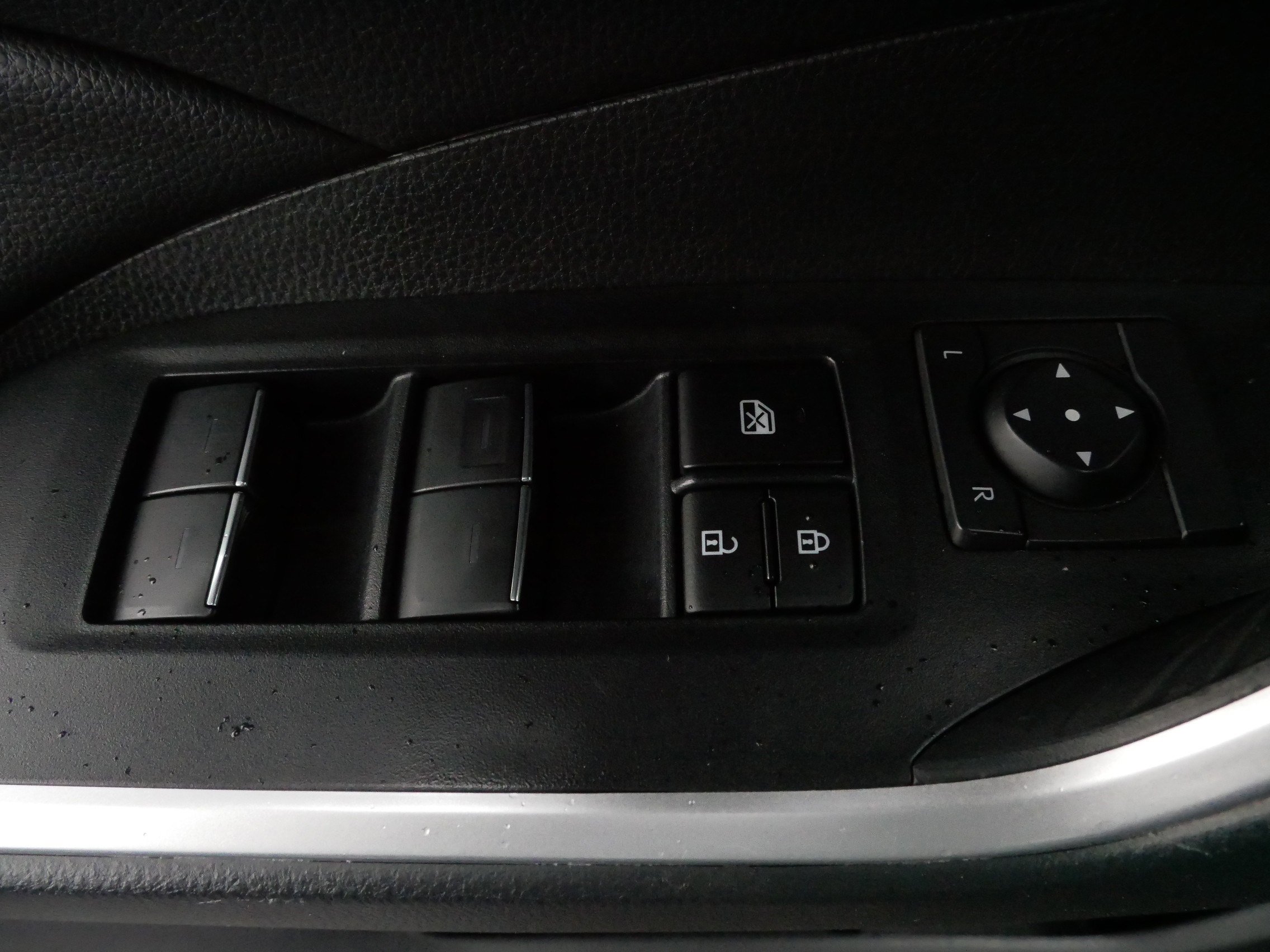 Certified 2025 Toyota RAV4 XLE image 19