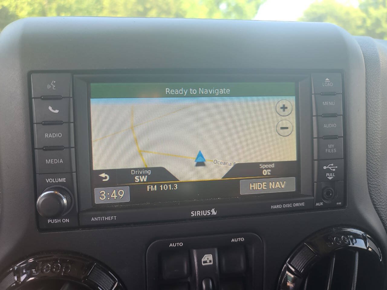 Used 2015 Jeep Wrangler Unlimited Sahara AWD/4WD image 21