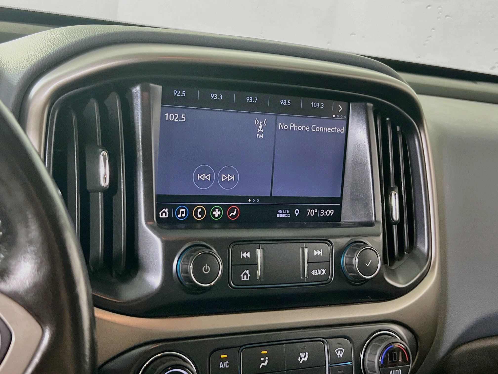 Used 2019 Chevrolet Colorado Z71 AWD/4WD image 14
