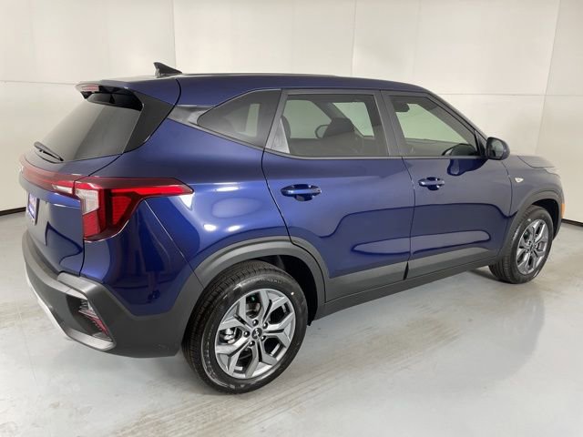 New 2026 Kia Seltos LX image 8