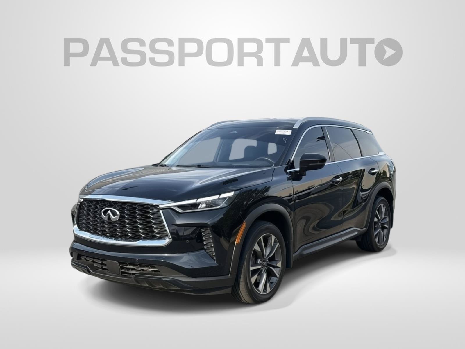Used 2025 INFINITI QX60 Luxe w/ Vision Package AWD/4WD image 1