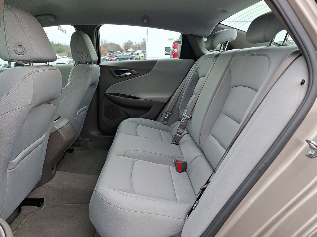 Used 2022 Chevrolet Malibu LS image 14