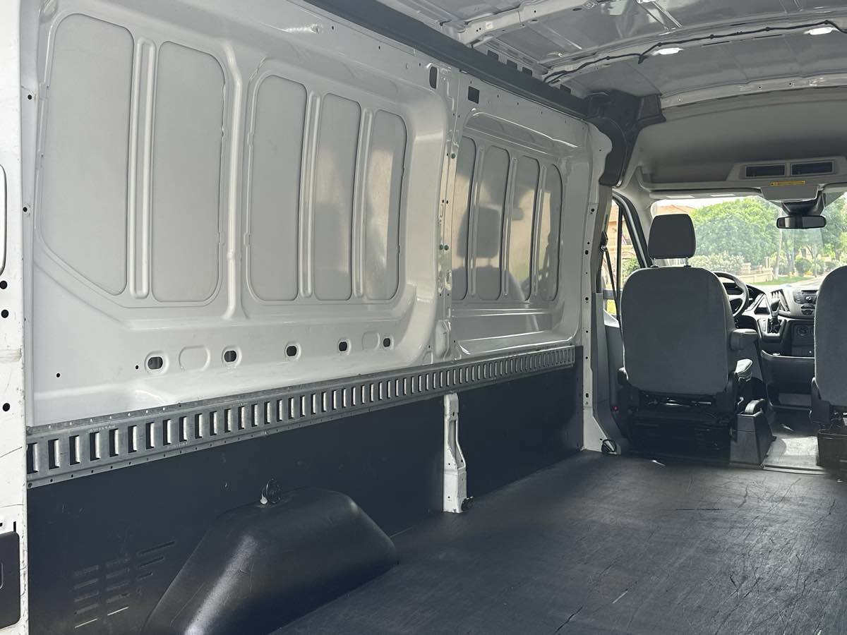 Used 2019 Ford Transit 350 148 Medium Roof image 28