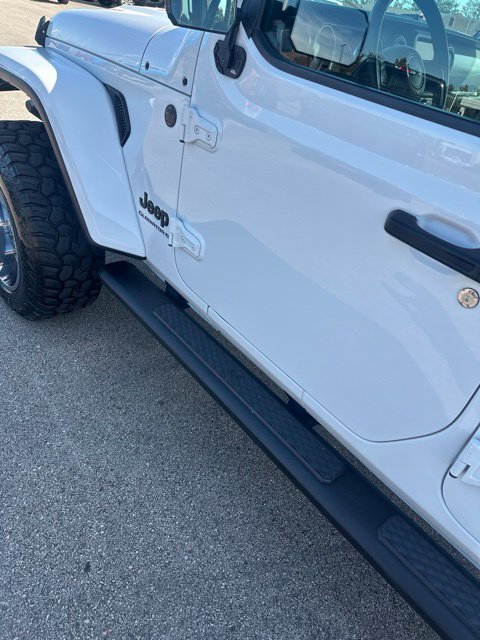 Used 2023 Jeep Gladiator Sport AWD/4WD image 13