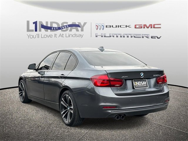 Used 2018 BMW 330i xDrive Sedan image 4