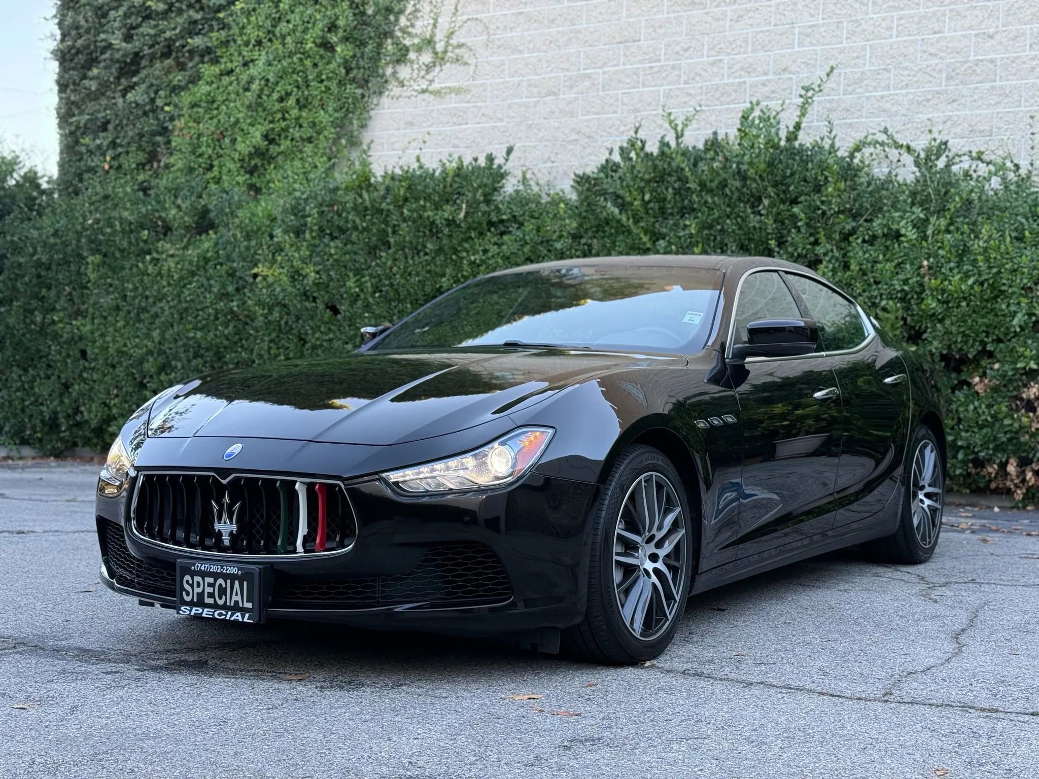 Used 2016 Maserati Ghibli image 1