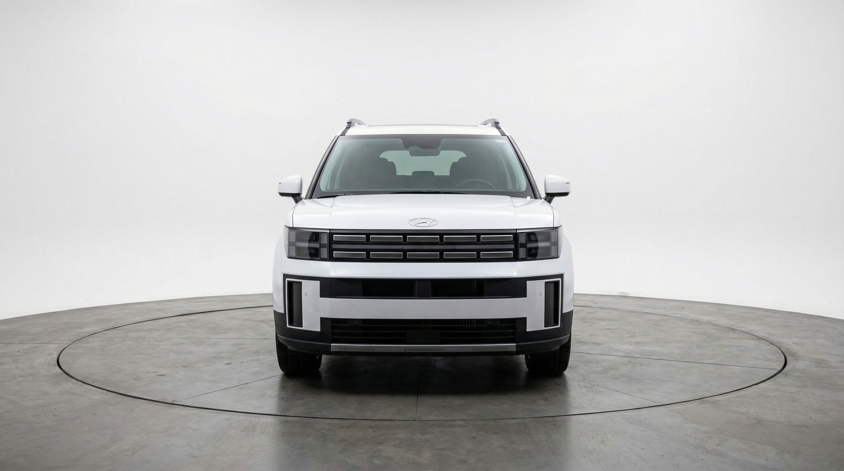 Used 2025 Hyundai Santa Fe SEL image 2