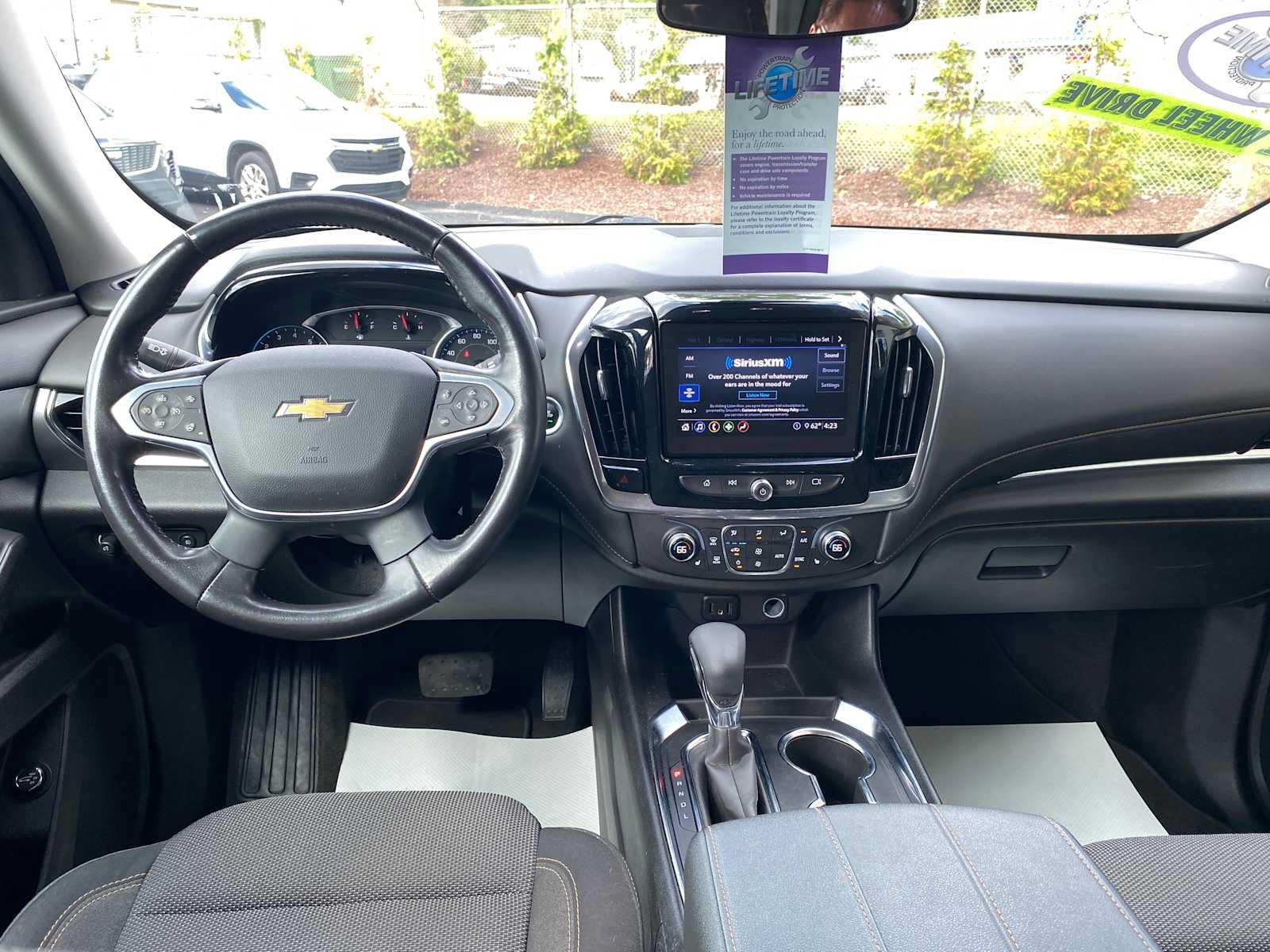 Used 2021 Chevrolet Traverse LT AWD/4WD image 7