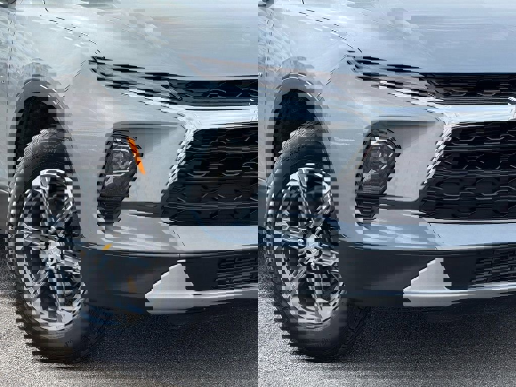 Used 2024 Chevrolet Blazer LT w/ Convenience Package image 11