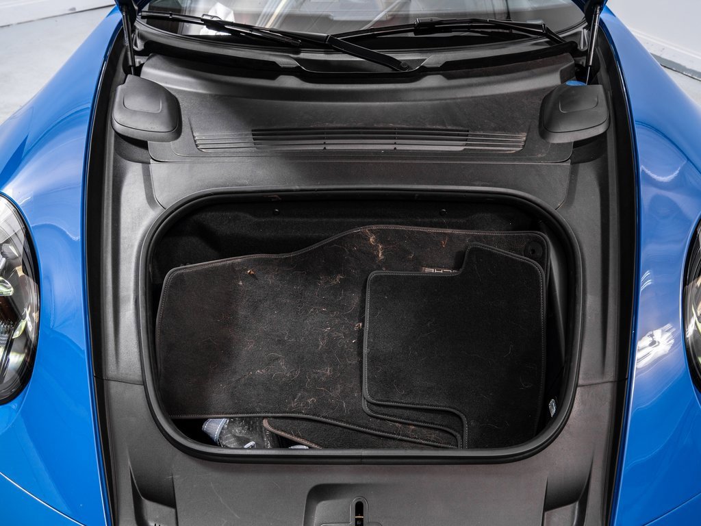 Used 2025 Porsche 911 Carrera image 34