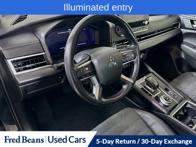 Used 2022 Mitsubishi Outlander SE image 10