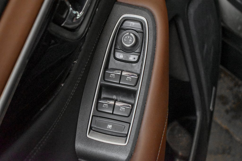 Used 2022 Subaru Outback Touring w/ Popular Package #2 image 21