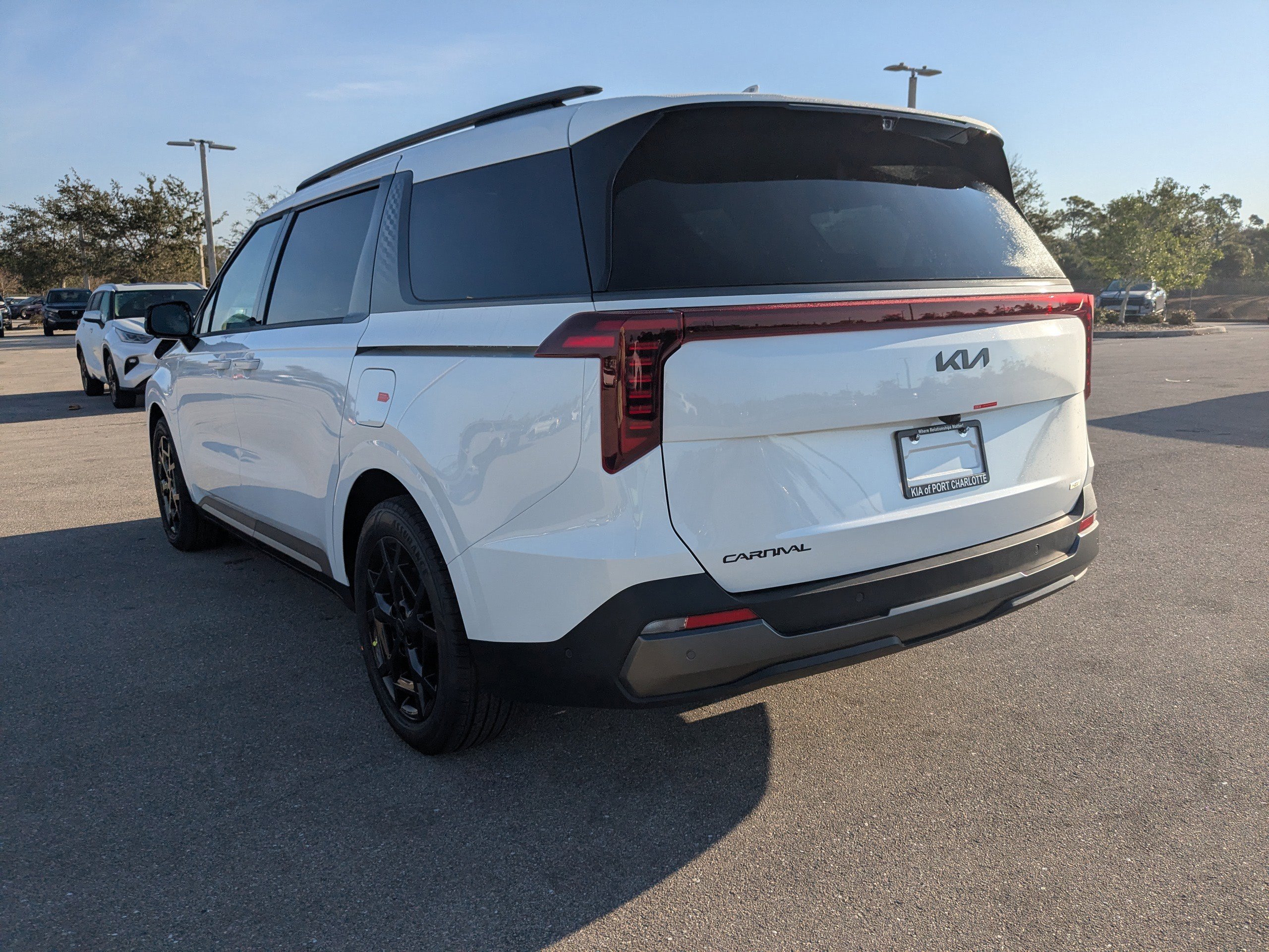 New 2026 Kia Carnival SX Prestige FWD image 7