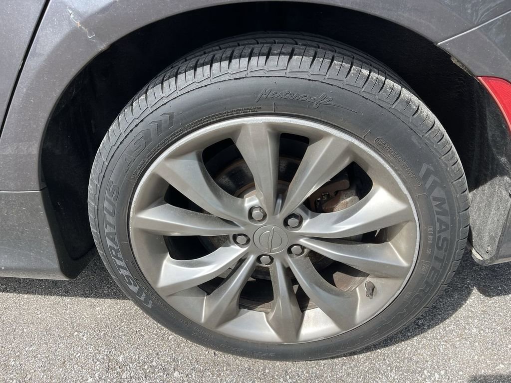Used 2015 Chrysler 200 S w/ Comfort Group AWD/4WD image 2
