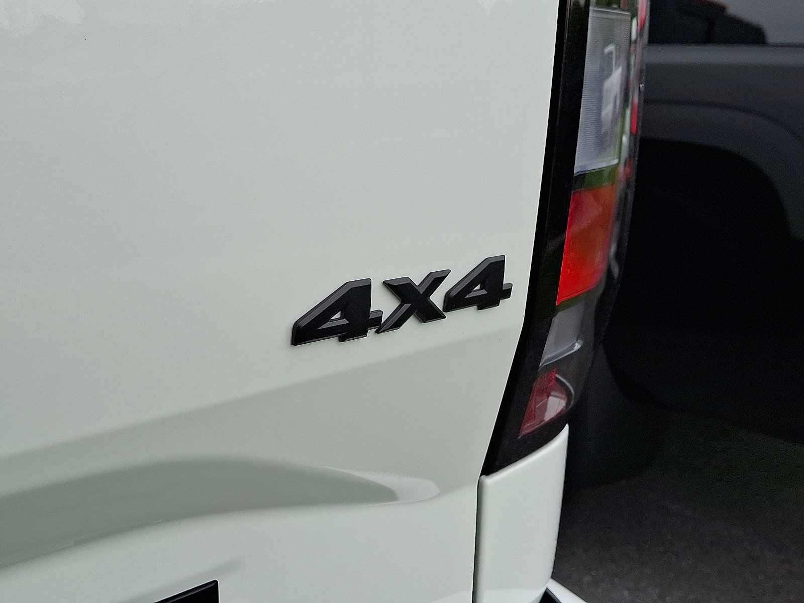 New 2026 Nissan Frontier SV AWD/4WD image 5