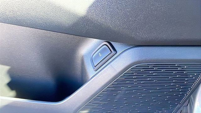 New 2026 Chevrolet Equinox ACTIV w/ LPO, Floor Liner Package image 28