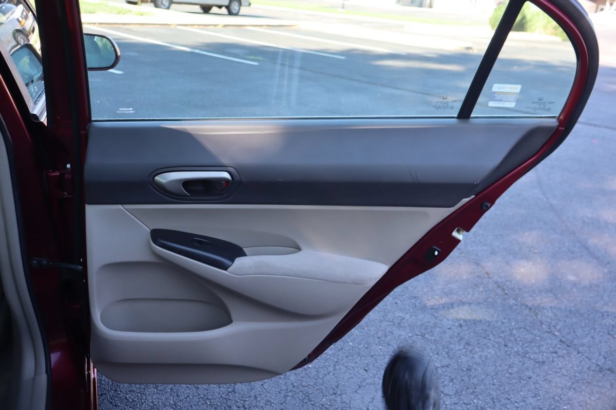 Used 2010 Honda Civic LX image 25