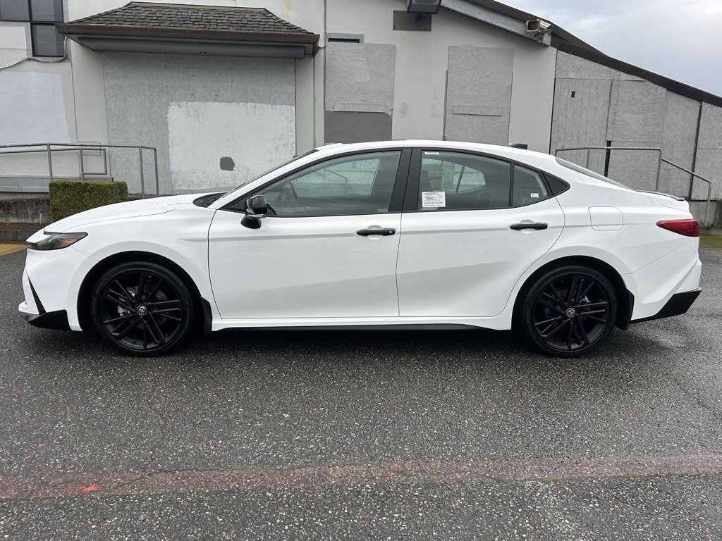 New 2026 Toyota Camry Hybrid image 8