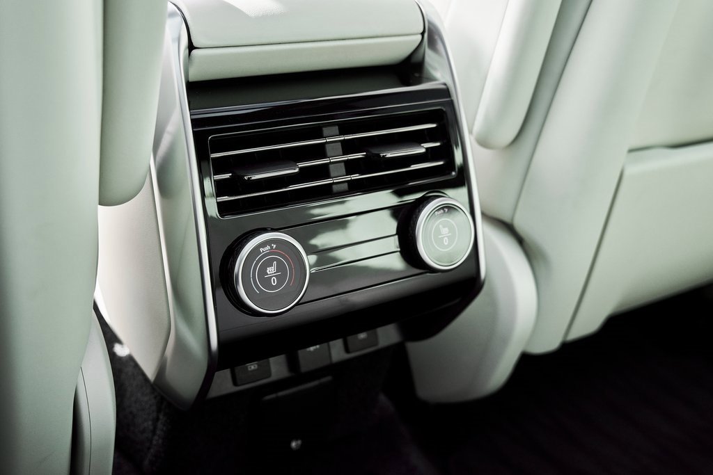 Used 2024 Land Rover Range Rover Long Wheelbase SE image 61