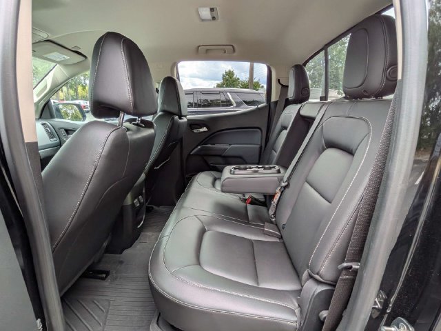 Used 2022 Chevrolet Colorado Z71 w/ Z71 Midnight Edition AWD/4WD image 15