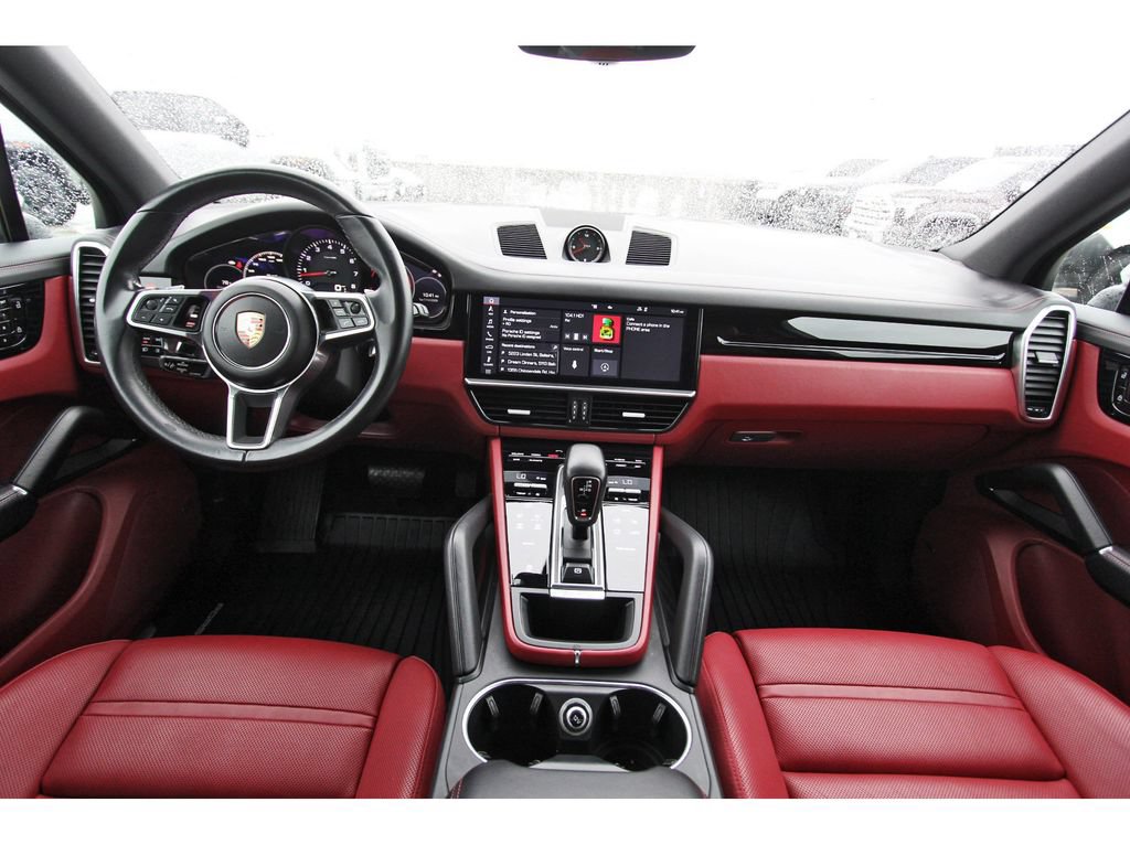 Used 2021 Porsche Cayenne AWD/4WD image 9