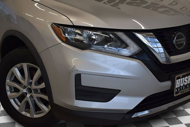 Used 2020 Nissan Rogue SV image 29