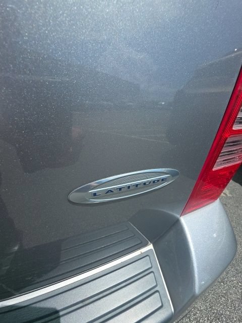 Used 2015 Jeep Patriot Latitude AWD/4WD image 36