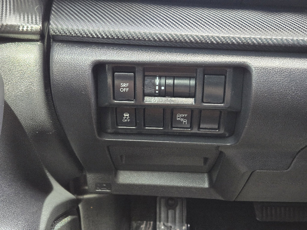 Used 2019 Subaru Crosstrek 2.0i Premium w/ Eyesight System image 23