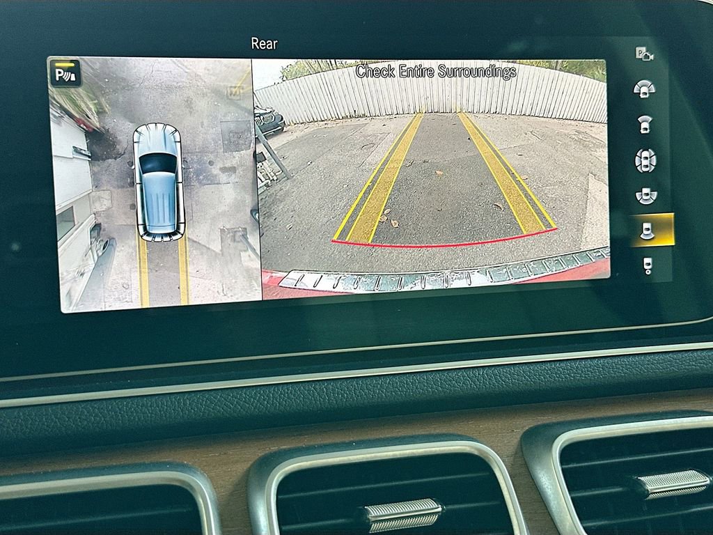 Used 2021 Mercedes-Benz GLE 350 w/ AMG Line Exterior image 14