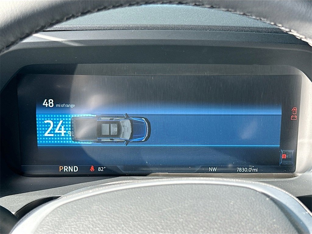 Used 2025 Ford F150 Lightning Lariat image 12