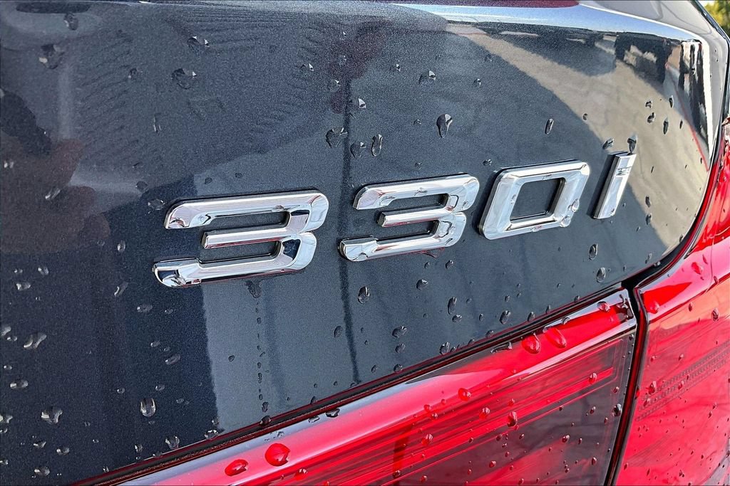 Used 2017 BMW 330i Gran Turismo xDrive AWD/4WD image 24