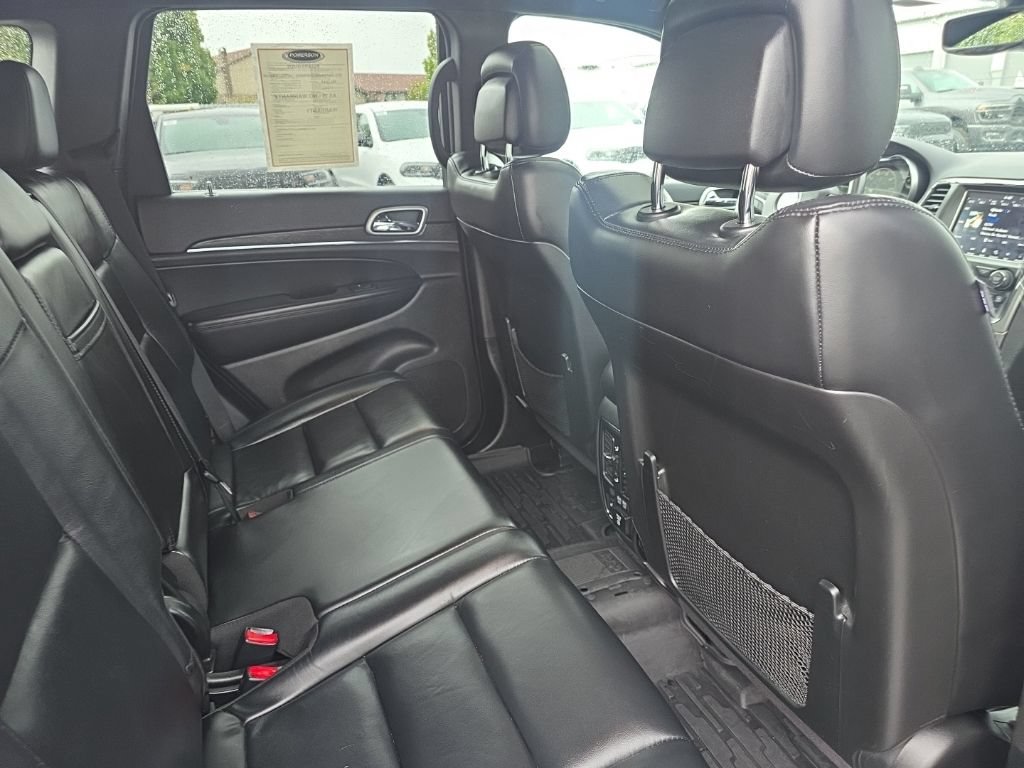 Used 2018 Jeep Grand Cherokee Limited AWD/4WD image 11