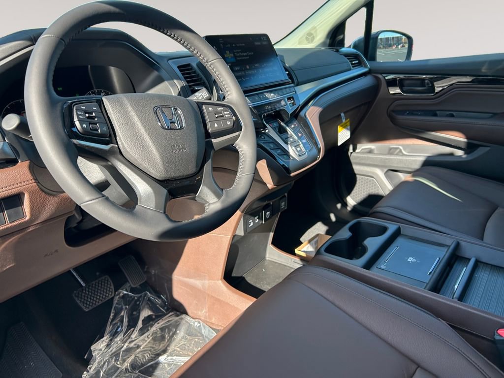 New 2026 Honda Odyssey Touring image 10
