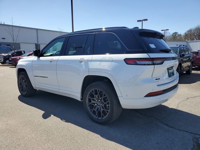 New 2026 Jeep Grand Cherokee Summit image 4